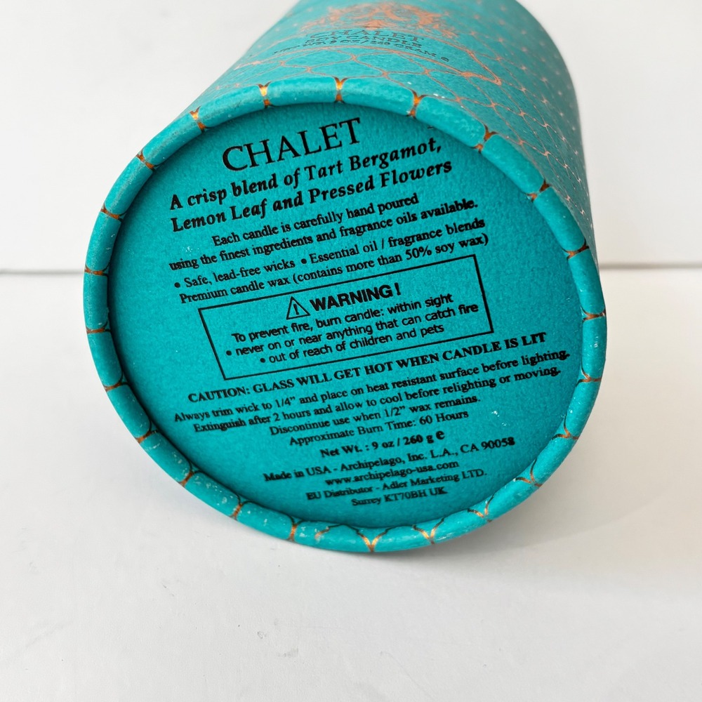Archipelago Chalet Soy Candle 9 oz Bergamot Lemon Leaf Pressed Flowers New - Picture 3 of 6